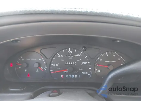 2003 Ford Taurus Ses z USA, uszkodzony, nr VIN 1FAFP55293G231543